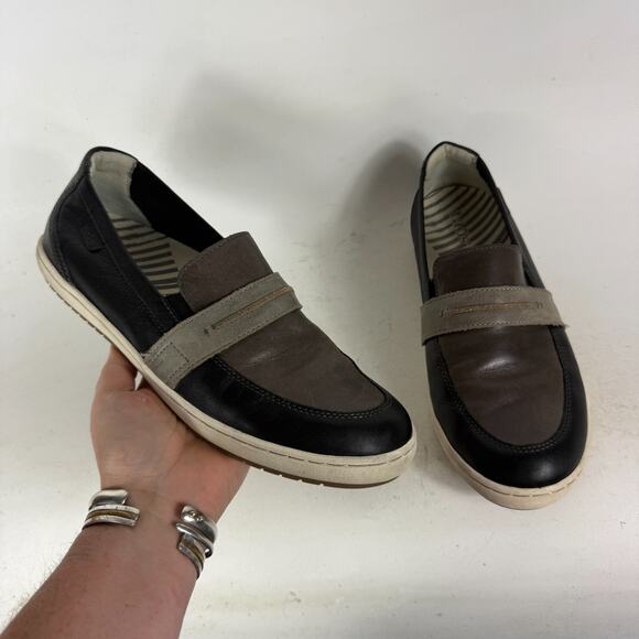 Taos Upward Loafer Women's 10 Black Brown Leather Slip-On Low Top Comfort - Picture 1 of 10